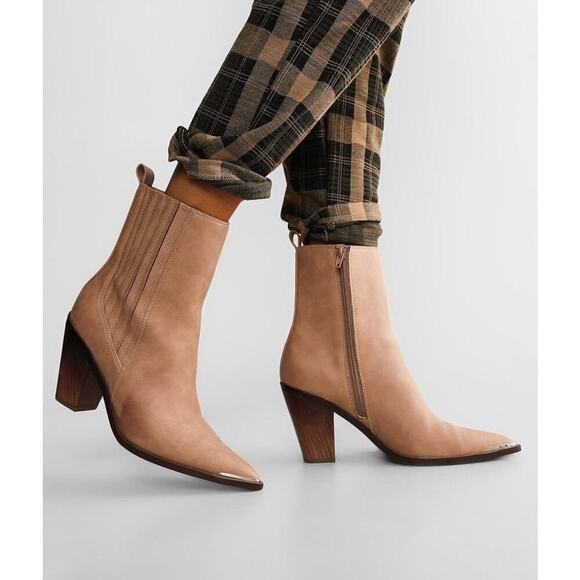 Dolce Vita Shoes - NEW Dolce Vita Adams Western Tan Boots Women's Tan Size 11